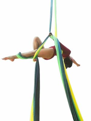 De aangepaste Hangmat van de de Yogaschommeling van het Kleuren210t Valscherm Nylon Lucht
